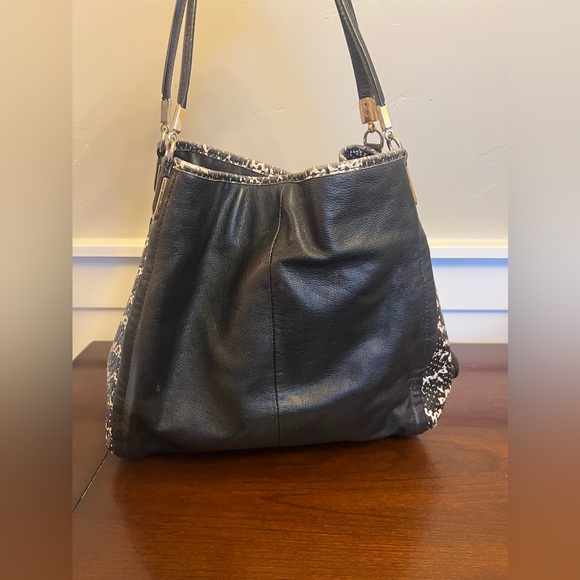 Sold - Picture 5 of 14